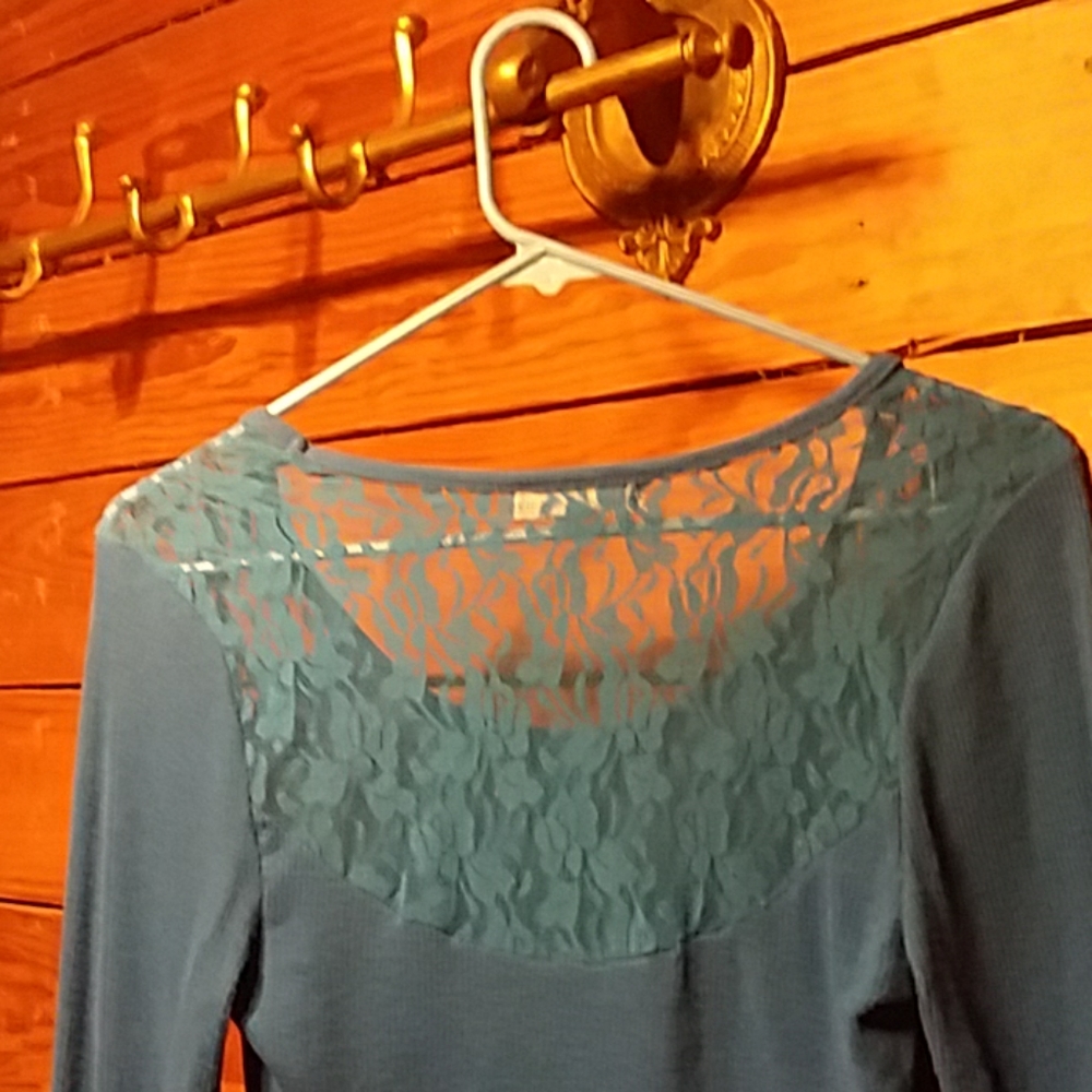 Sweater - Picture 3 of 3